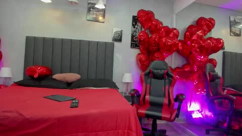 Kendra London online show from February 16, 11:19 am