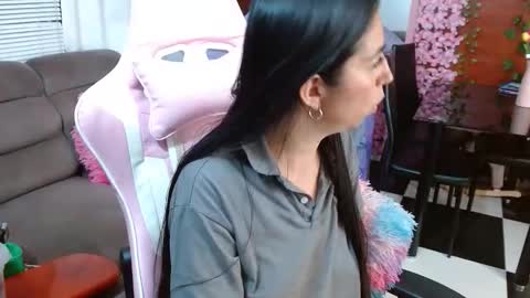 kendy_all4u7 online show from June 4, 4:29 am