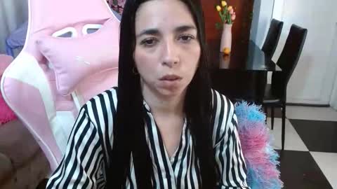 kendy_all4u7 online show from May 8, 5:35 am