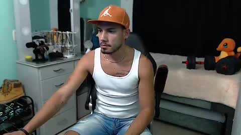 Chriss Morales online show from February 4, 1:12 am