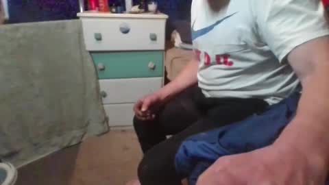 Snapshot of kenneth69h chatting on October 7, 8:38 pm kenneth69h online show from October 7, 8:38 pm