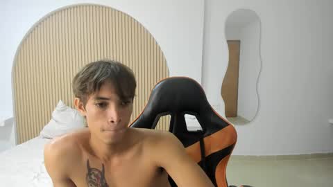 kenshi_roa online show from May 31, 6:01 am