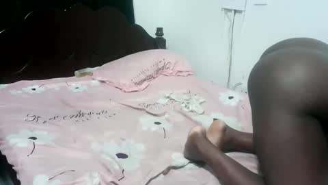 kerryfx26 online show from February 15, 6:15 am