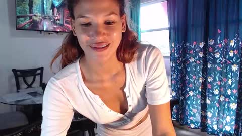 Mia  online show from September 12, 6:32 pm