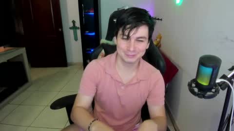 Kevin online show from May 22, 11:22 pm