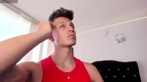Snapshot of kevin_ahs1 chatting on October 2, 9:02 pm Kevin Ahs online show from October 2, 9:02 pm