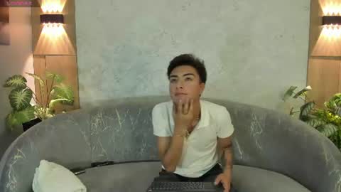 kevin online show from July 27, 11:18 am