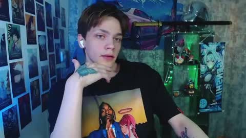 Kevin online show from April 19, 5:52 am