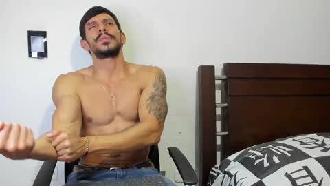 kevin_malone22 online show from March 5, 2:20 am