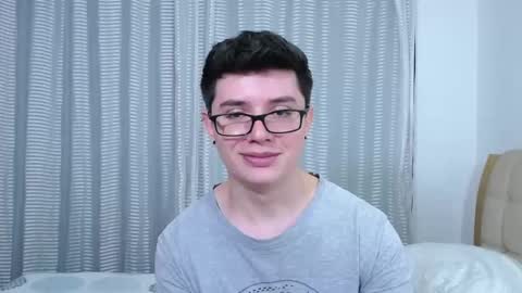 Kevin online show from November 17, 9:39 pm