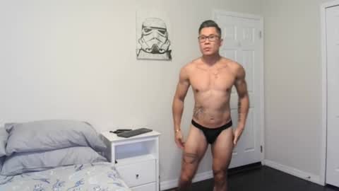 Snapshot of kevinkham chatting on September 28, 9:13 pm kevinkham online show from September 28, 9:13 pm