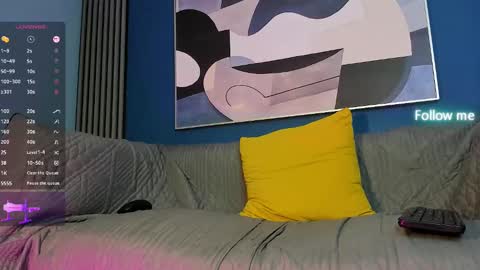 Snapshot of kevinn_blue chatting on September 19, 11:30 pm Sexy Hot Kevin online show from September 19, 11:30 pm