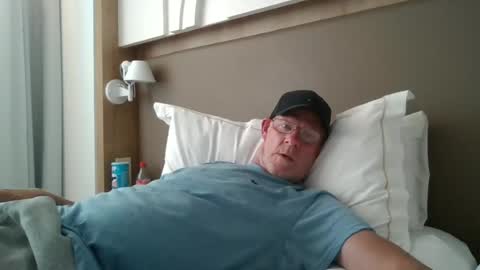 kevlooking4sez online show from June 16, 3:16 pm
