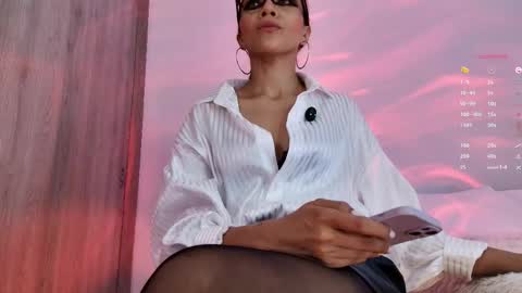 Keyla online show from May 21, 10:05 pm