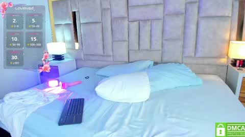 keylli_vega online show from June 5, 6:52 am