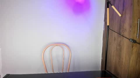 khate_smith online show from April 19, 3:57 pm