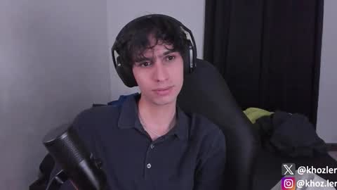 khozler_ online show from October 19, 4:06 am