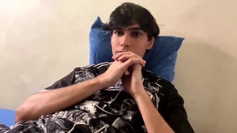 khozler_ online show from October 28, 4:13 am