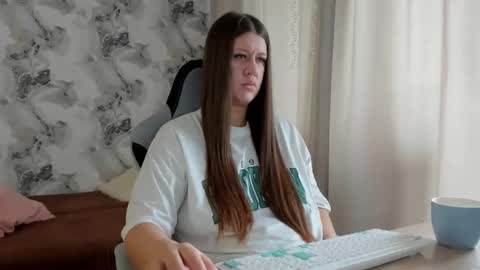 kianna_dior_ online show from May 23, 9:27 am