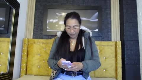 kiara_022 online show from September 23, 4:23 pm