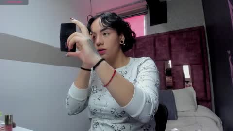 KIARA FOX online show from April 11, 9:19 pm