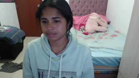 Snapshot of kiara_williamss chatting on October 25, 2:56 am Kiara online show from October 25, 2:56 am