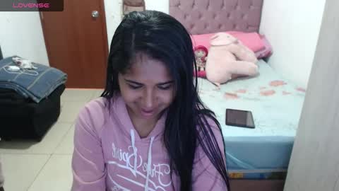 Snapshot of kiara_williamss chatting on September 29, 7:02 pm Kiara online show from September 29, 7:02 pm