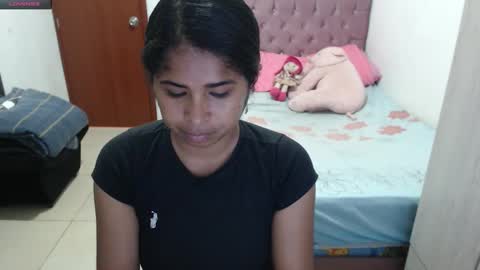 Snapshot of kiara_williamss chatting on October 27, 7:14 pm Kiara online show from October 27, 7:14 pm