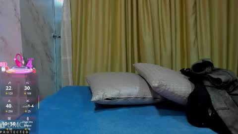 Snapshot of kiara_zahiri_ chatting on September 24, 11:06 am Kiara Zahiri online show from September 24, 11:06 am