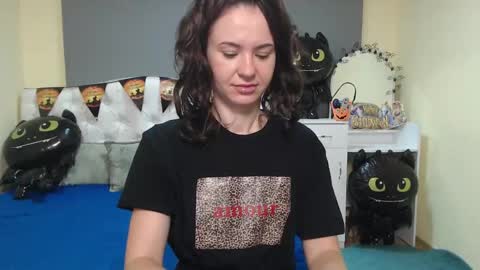 Snapshot of kiaracriegs chatting on October 15, 5:47 pm Kara online show from October 15, 5:47 pm
