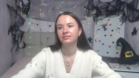 Snapshot of kiaracriegs chatting on October 18, 6:56 pm Kara online show from October 18, 6:56 pm