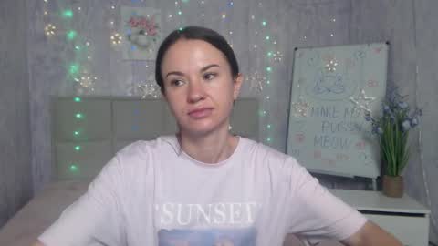 Snapshot of kiaracriegs chatting on September 26, 12:40 am Kara online show from September 26, 12:40 am
