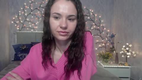 Kara online show from April 19, 10:01 pm