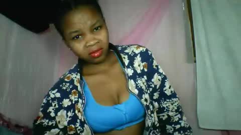 kiarah 69 online show from May 21, 3:13 am
