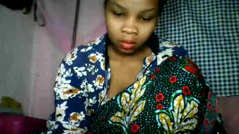 kiarah 69 online show from May 25, 4:40 am
