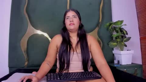 kiaraht online show from March 26, 5:57 am