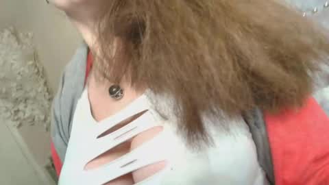 Snapshot of kiarose chatting on October 25, 8:57 am Kia Rose online show from October 25, 8:57 am