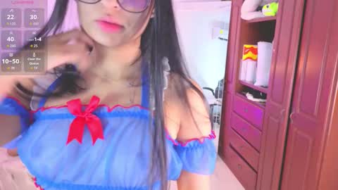 Snapshot of kiim__samanta chatting on October 18, 12:09 pm kiim__samanta online show from October 18, 12:09 pm