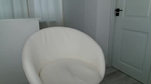 Ada online show from December 20, 6:53 am