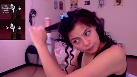 kIKI online show from July 3, 5:18 pm