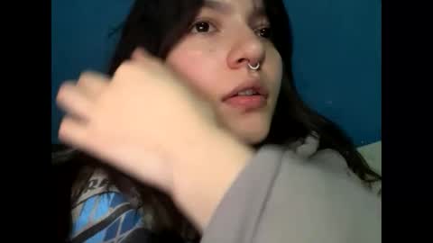 kikilove15 online show from May 25, 4:18 am