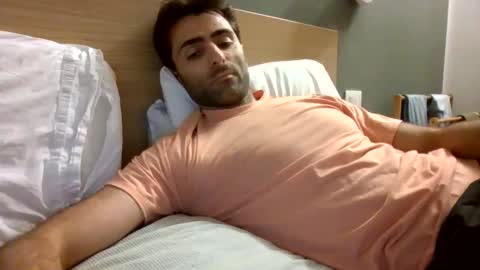 kikkus01 online show from May 14, 4:27 pm