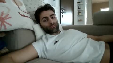 kikkus01 online show from February 18, 11:43 am