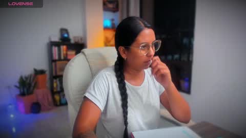 Alejandra  online show from February 18, 12:48 am