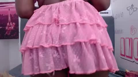 hanna online show from February 6, 9:00 am