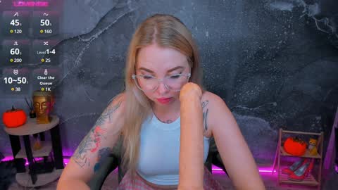 KIM online show from December 2, 1:30 pm