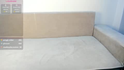 Su A online show from November 9, 4:21 pm