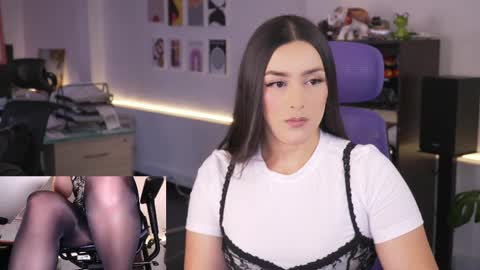 Kimberly 1200-1900 GMT-5 online show from May 25, 9:10 pm