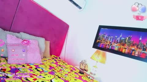 Your Queen KIM online show from December 15, 9:11 pm