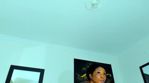 Kimberly Banks online show from February 26, 10:07 am